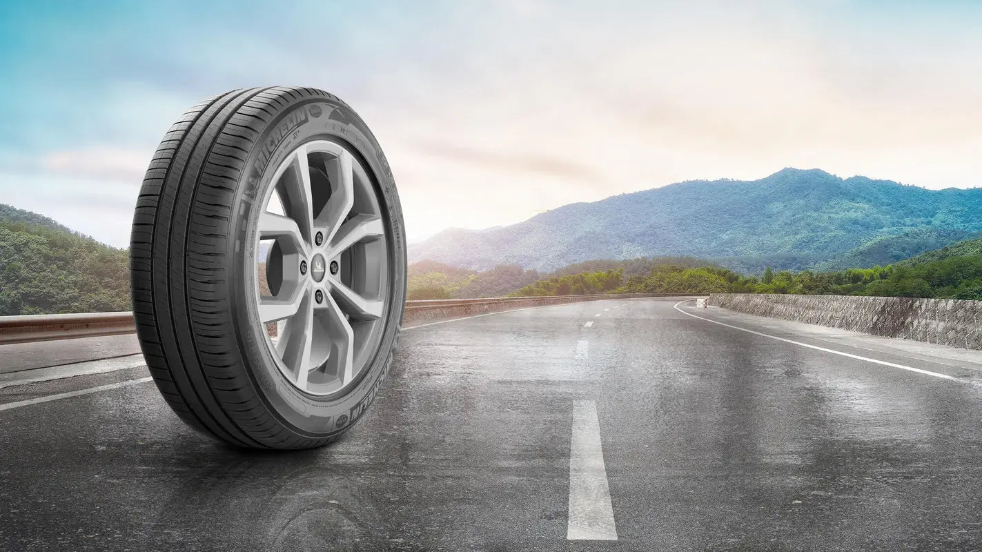 LLANTAS MICHELIN PILOT STREET 80/80-17 46P REINF TL FRONT/REAR