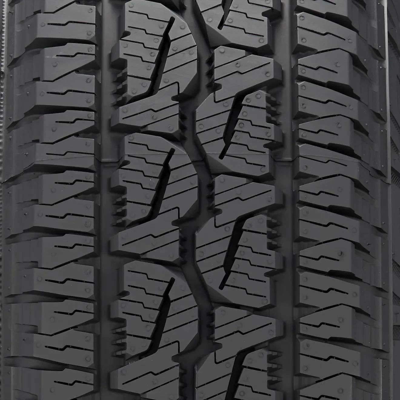 LLANTA BRIDGESTONE DUELER A/T REVO 2 235/75R15 110/107S