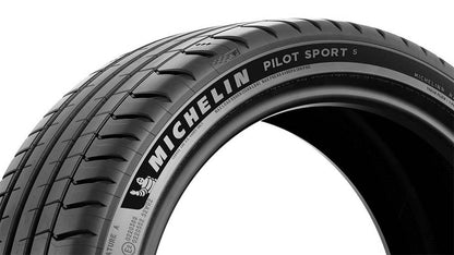 LLANTA  MICHELIN PILOT SPORT 5 245/35R19 (93Y)